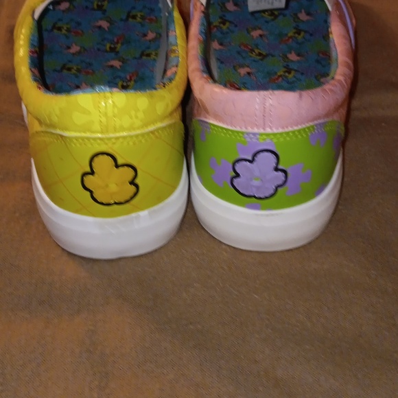 Spongebob shoes - Picture 2 of 4
